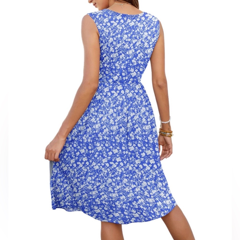 Blue Floral Button-Front Sleeveless Dress - Picture 3 of 7